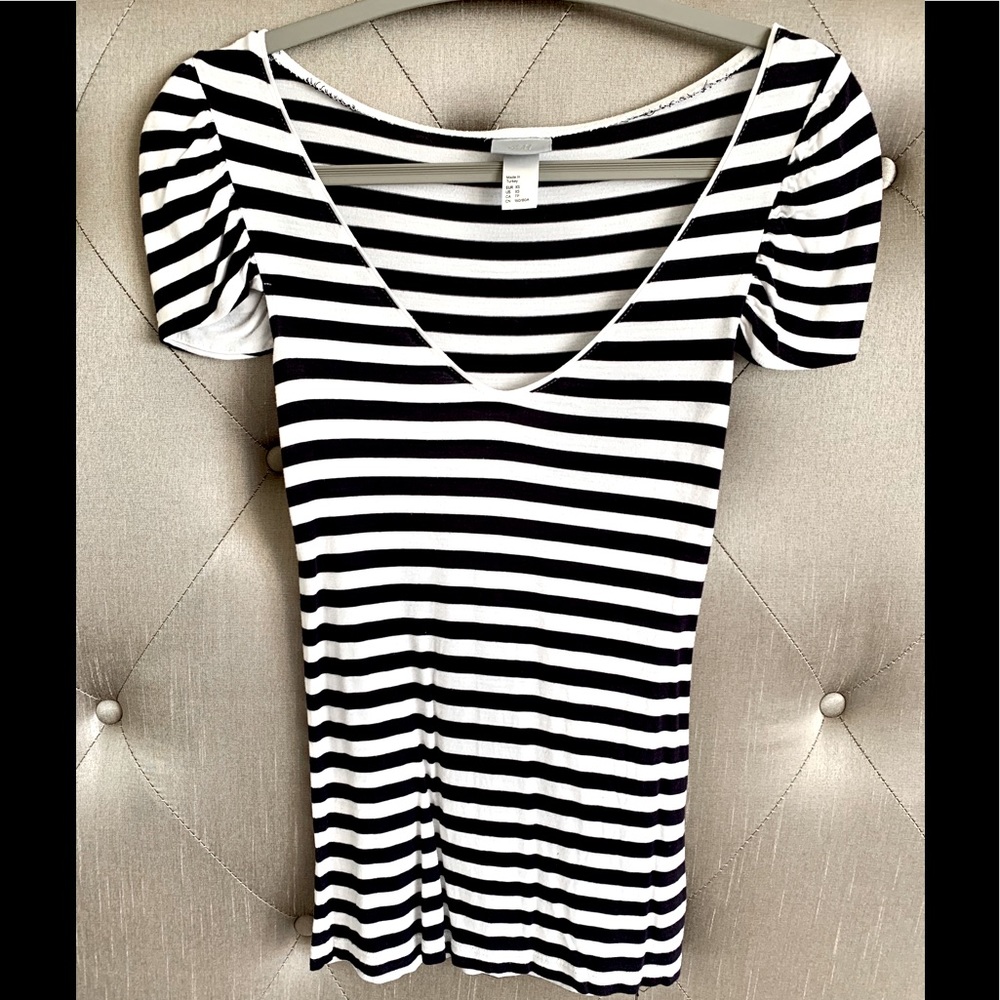H&M  T-shirt